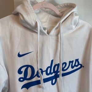 💙⚾ LA Dodgers Hoodie – Super Comfy & Game Day Ready! ⚾💙